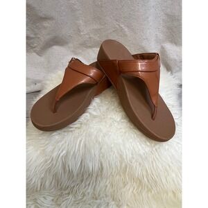 FitFlop Lulu Sandals Tan Brown Wedge Sz 8 Ergonomic Comfort Thong EC9-886